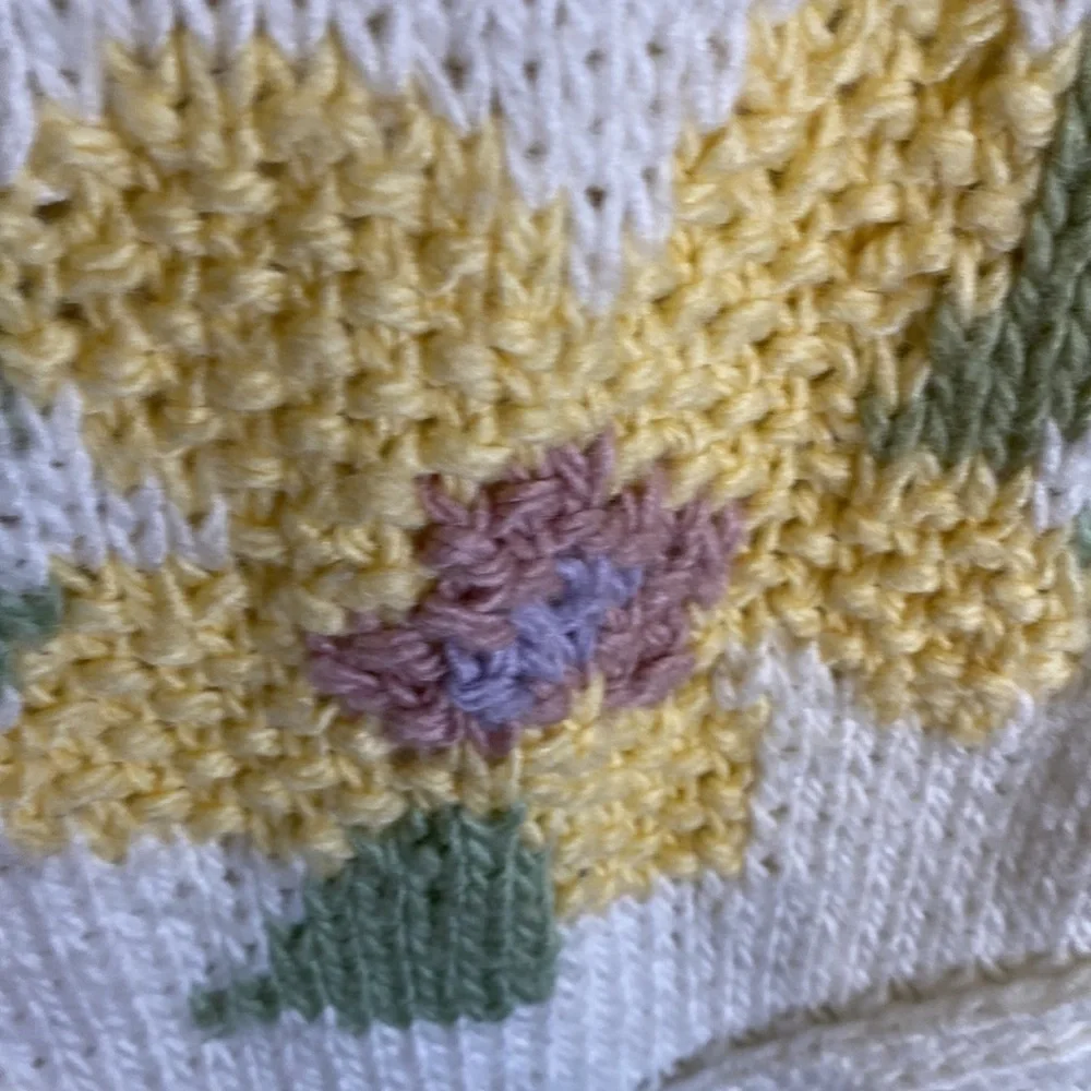 Andrew St.John Vintage Knit Sweater with Floral Design Size L - Picture 10 of 12